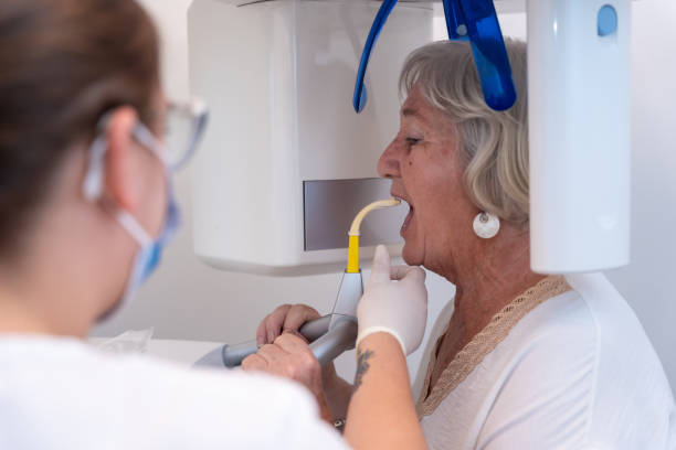 Best Holiday Emergency Dentist in Paris, MO